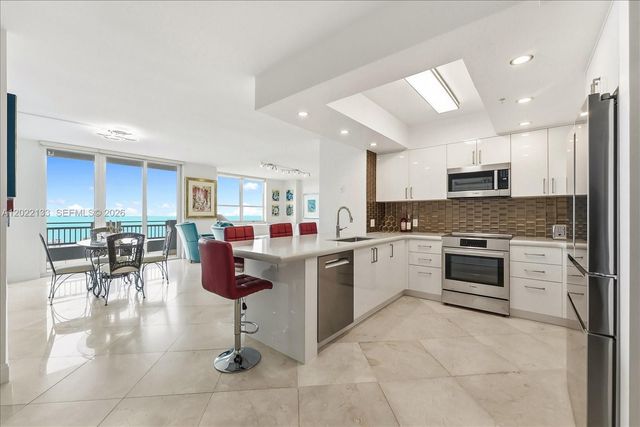 90 Alton Rd PH3203, Miami Beach, FL 33139
