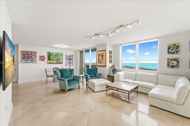90 Alton Rd PH3203, Miami Beach, FL 33139