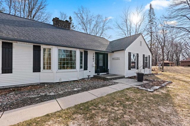 2482 MORNING STAR COURT, Green Bay, WI 54302
