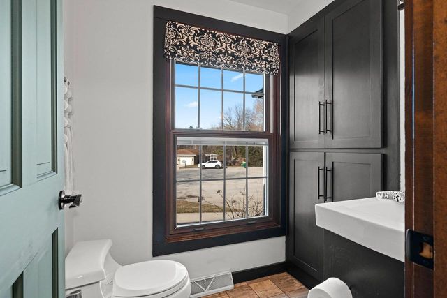 2482 MORNING STAR COURT, Green Bay, WI 54302