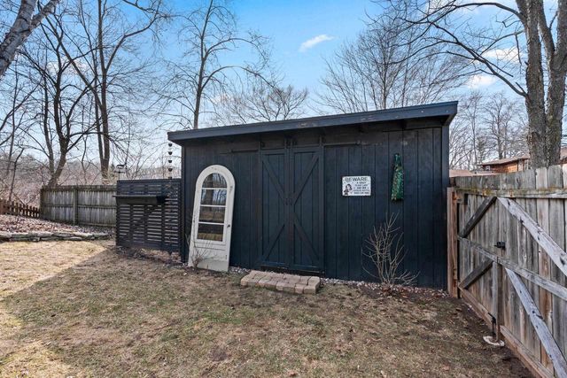2482 MORNING STAR COURT, Green Bay, WI 54302