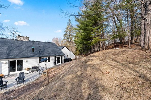 2482 MORNING STAR COURT, Green Bay, WI 54302