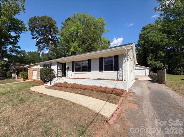1815 Weststone Drive, Charlotte, NC 28208