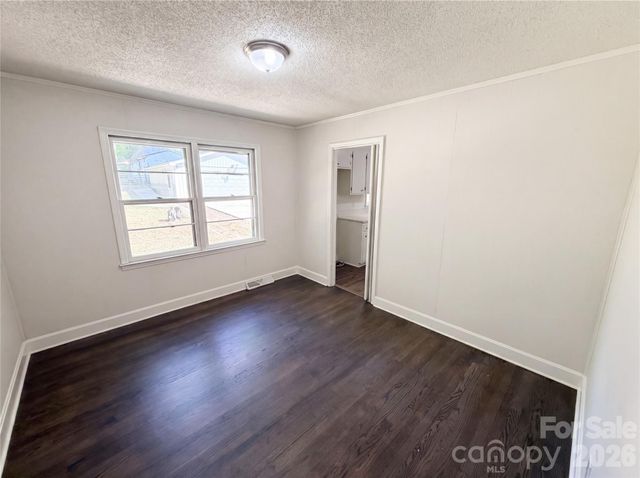 1815 Weststone Drive, Charlotte, NC 28208
