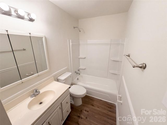 1815 Weststone Drive, Charlotte, NC 28208