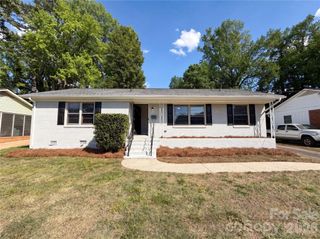 1815 Weststone Drive, Charlotte, NC 28208