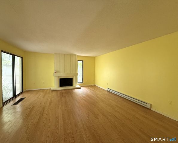 43 Mallard Drive 43, Farmington, CT 06002