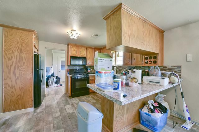 4800 Fort Worth Avenue, Port Arthur, TX 77640
