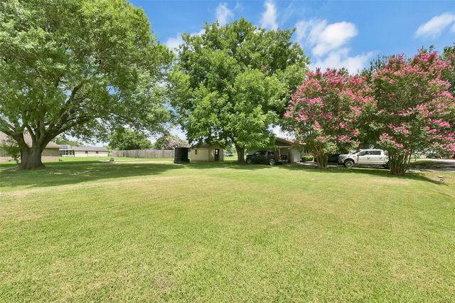 4800 Fort Worth Avenue, Port Arthur, TX 77640