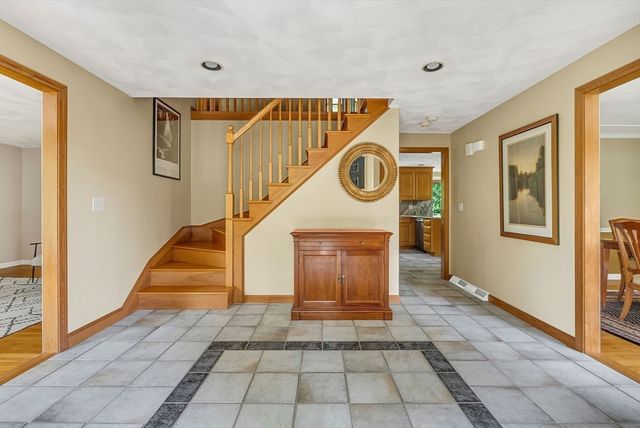 83 Jefferson Rd, Franklin, MA 02038