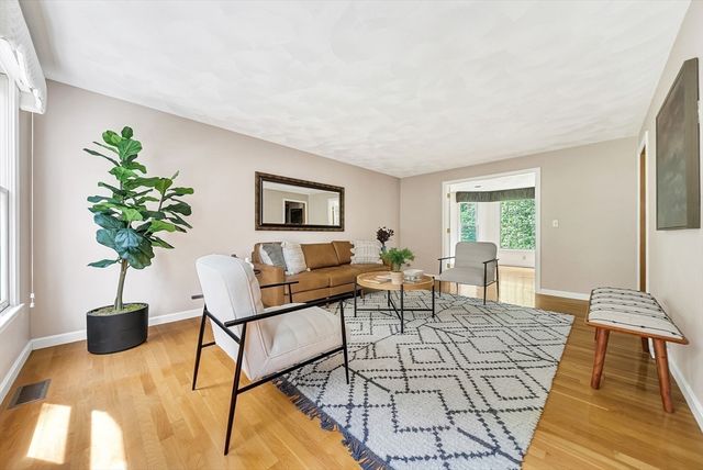 83 Jefferson Rd, Franklin, MA 02038