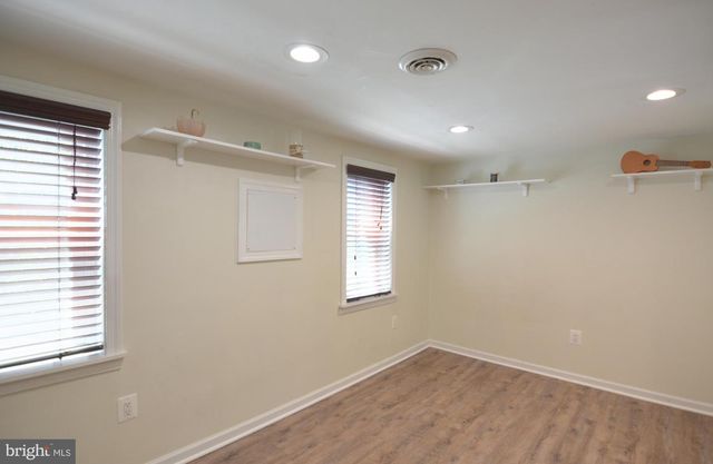 3723 KEMPER RD, Arlington, VA 22206