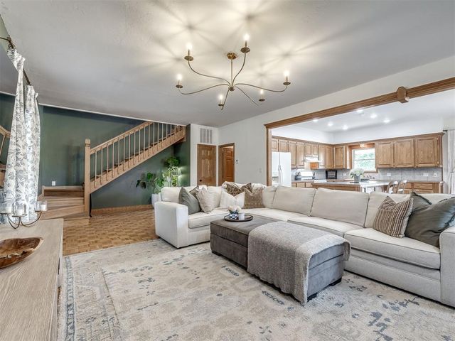 7650 Oakwood Way, Jones, OK 73049