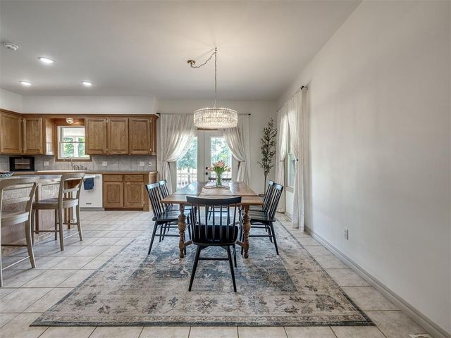 7650 Oakwood Way, Jones, OK 73049