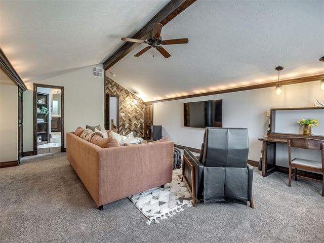 7650 Oakwood Way, Jones, OK 73049