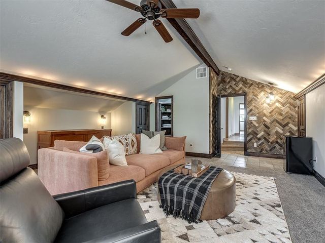 7650 Oakwood Way, Jones, OK 73049