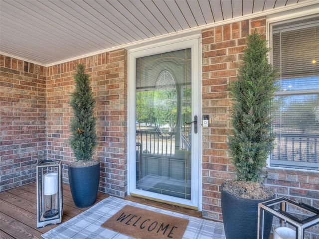 7650 Oakwood Way, Jones, OK 73049