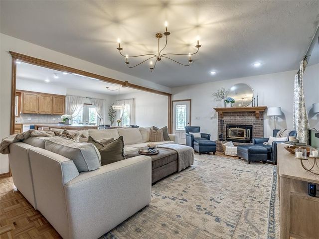 7650 Oakwood Way, Jones, OK 73049