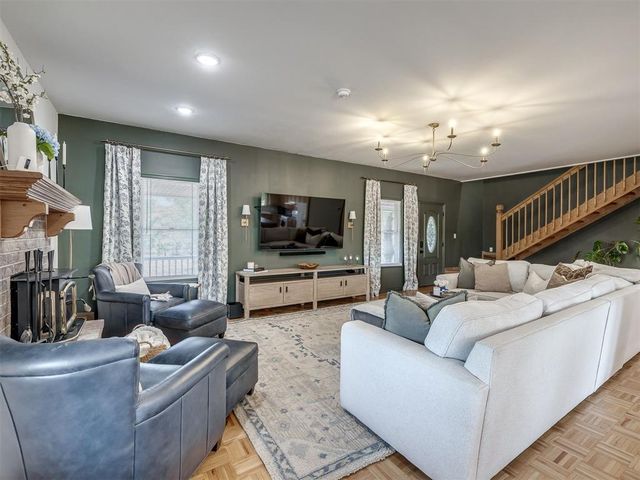 7650 Oakwood Way, Jones, OK 73049