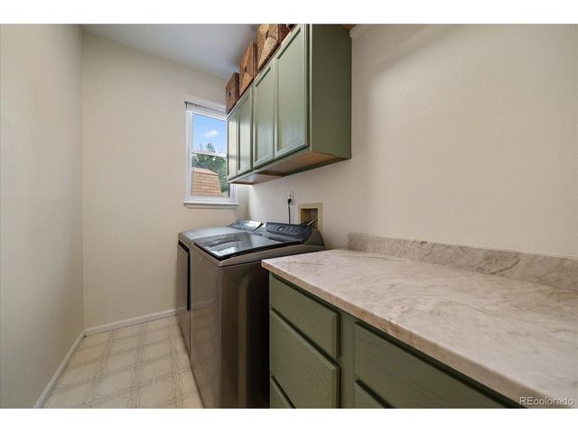 11582 W 67th Ave, Arvada, CO 80004