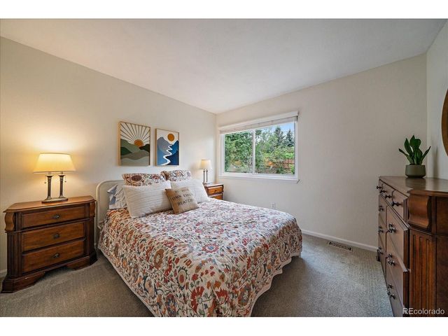 11582 W 67th Ave, Arvada, CO 80004