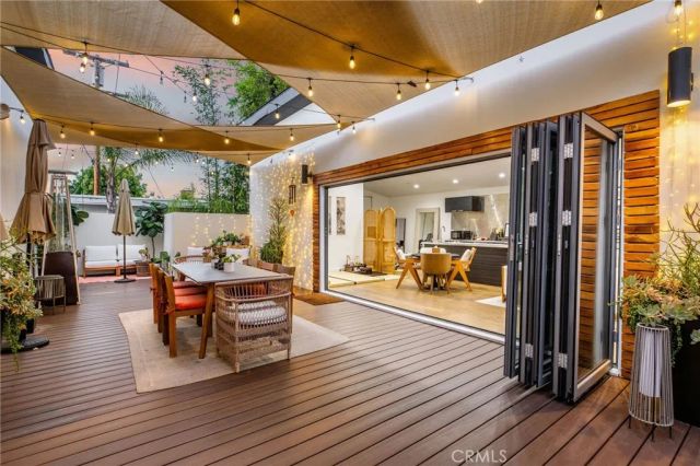 11645 Woodbridge Street, Studio City, CA 91604