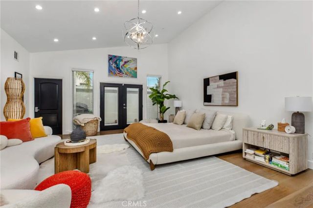 11645 Woodbridge Street, Studio City, CA 91604