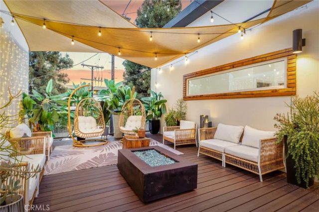11645 Woodbridge Street, Studio City, CA 91604