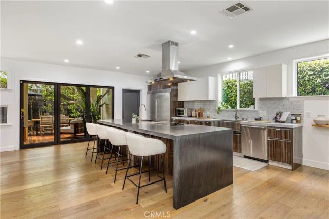 11645 Woodbridge Street, Studio City, CA 91604