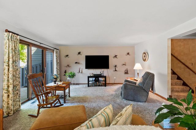 44 WEBSTER HEIGHTS DRIVE, Green Bay, WI 54301