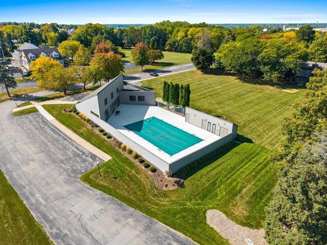 44 WEBSTER HEIGHTS DRIVE, Green Bay, WI 54301