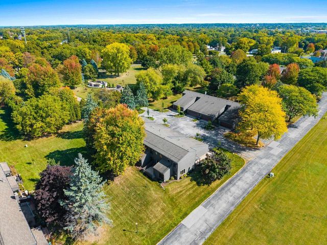 44 WEBSTER HEIGHTS DRIVE, Green Bay, WI 54301