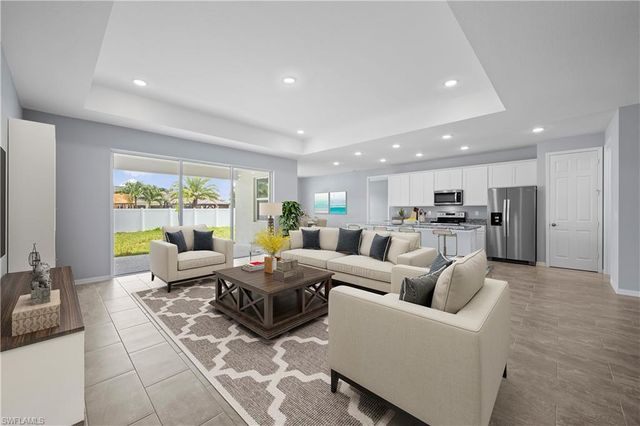 2231 SW 2nd TER, Cape Coral, FL 33991