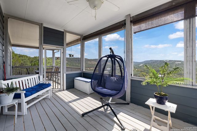 667 Rock Castle, Canyon Lake, TX 78133