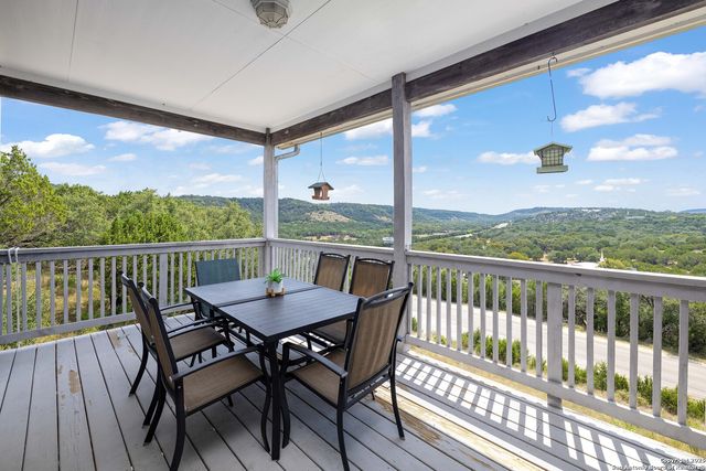 667 Rock Castle, Canyon Lake, TX 78133