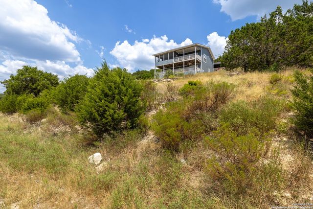 667 Rock Castle, Canyon Lake, TX 78133