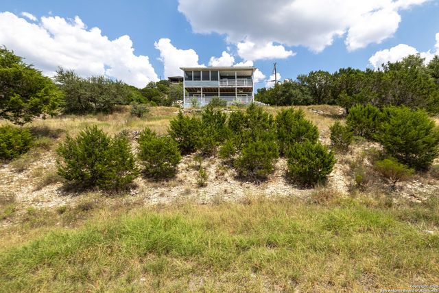 667 Rock Castle, Canyon Lake, TX 78133