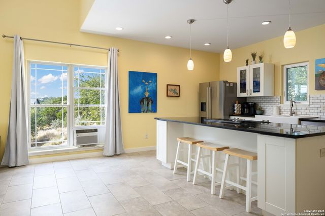 667 Rock Castle, Canyon Lake, TX 78133