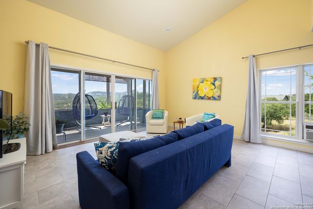 667 Rock Castle, Canyon Lake, TX 78133