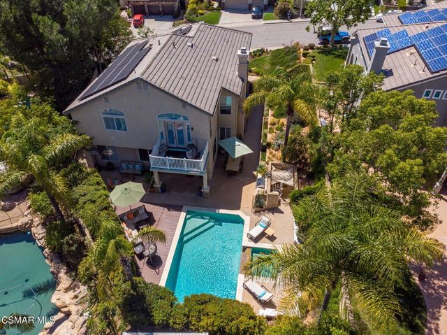 850 Ellesmere Way, Oak Park, CA 91377