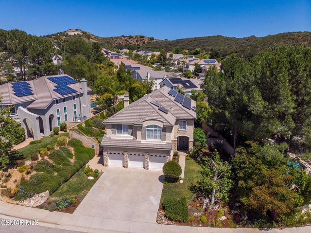 850 Ellesmere Way, Oak Park, CA 91377