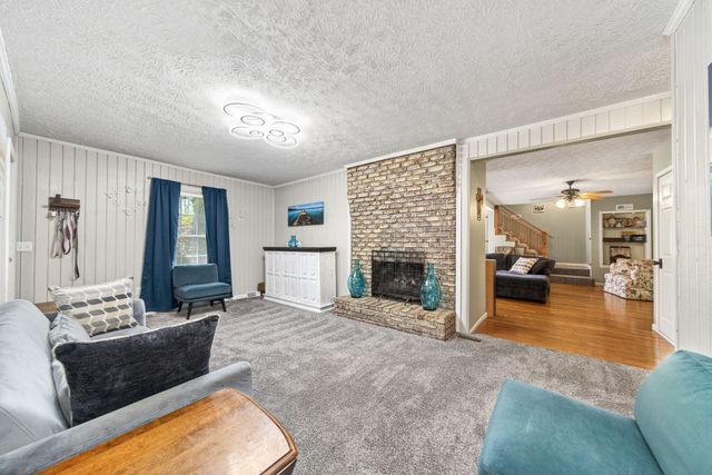 1360 Charles St, Cookeville, TN 38506