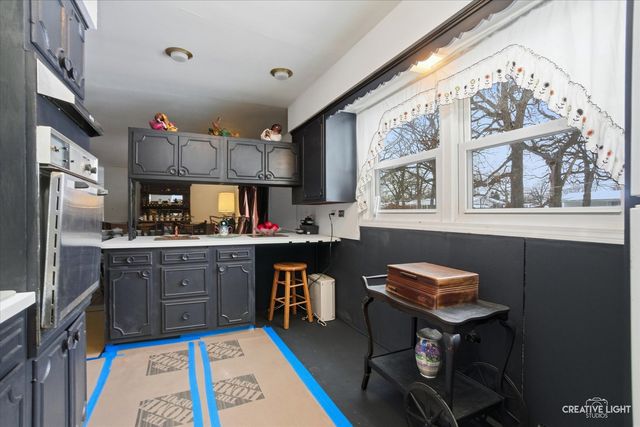 1114 Century Oaks Drive, Elgin, IL 60123