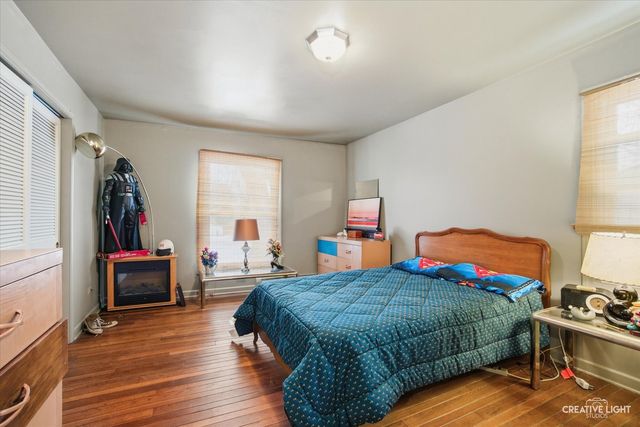 1114 Century Oaks Drive, Elgin, IL 60123