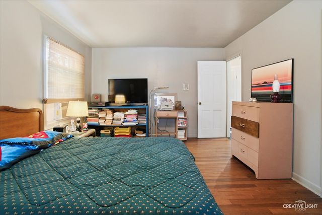 1114 Century Oaks Drive, Elgin, IL 60123