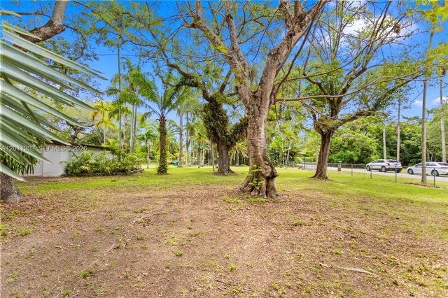 15345 SW 269th Ter, Homestead, FL 33032