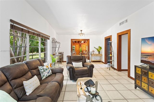 15345 SW 269th Ter, Homestead, FL 33032