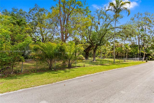 15345 SW 269th Ter, Homestead, FL 33032