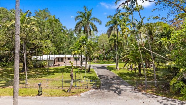 15345 SW 269th Ter, Homestead, FL 33032
