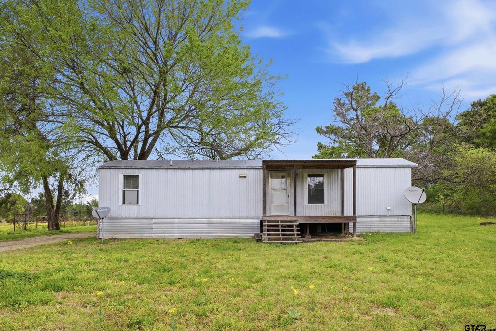 9903 W SH-11, Leesburg, TX 75451